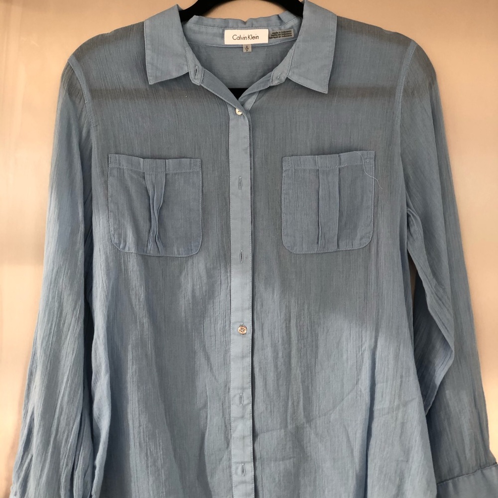 NWOT Calvin Klein button up blouse